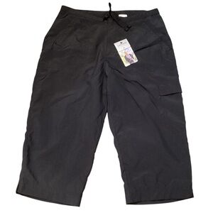 Danskin 100% Nylon Capri Drawstring Black‎ Pants, Medium NWT Style #5983 NOS
